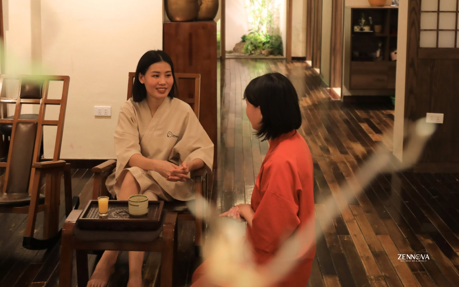 Nhân viên Zennova phục vụ với tinh thần Omotenashi